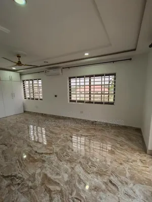 3bdrm Apartment in Tseaddo Container, Teshie for rent