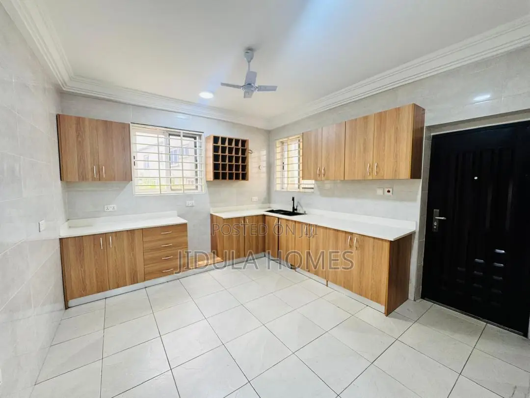 2bdrm Apartment in East Legon Hills, School Junction for rent