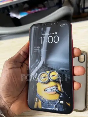 Apple iPhone XR 64 GB Red