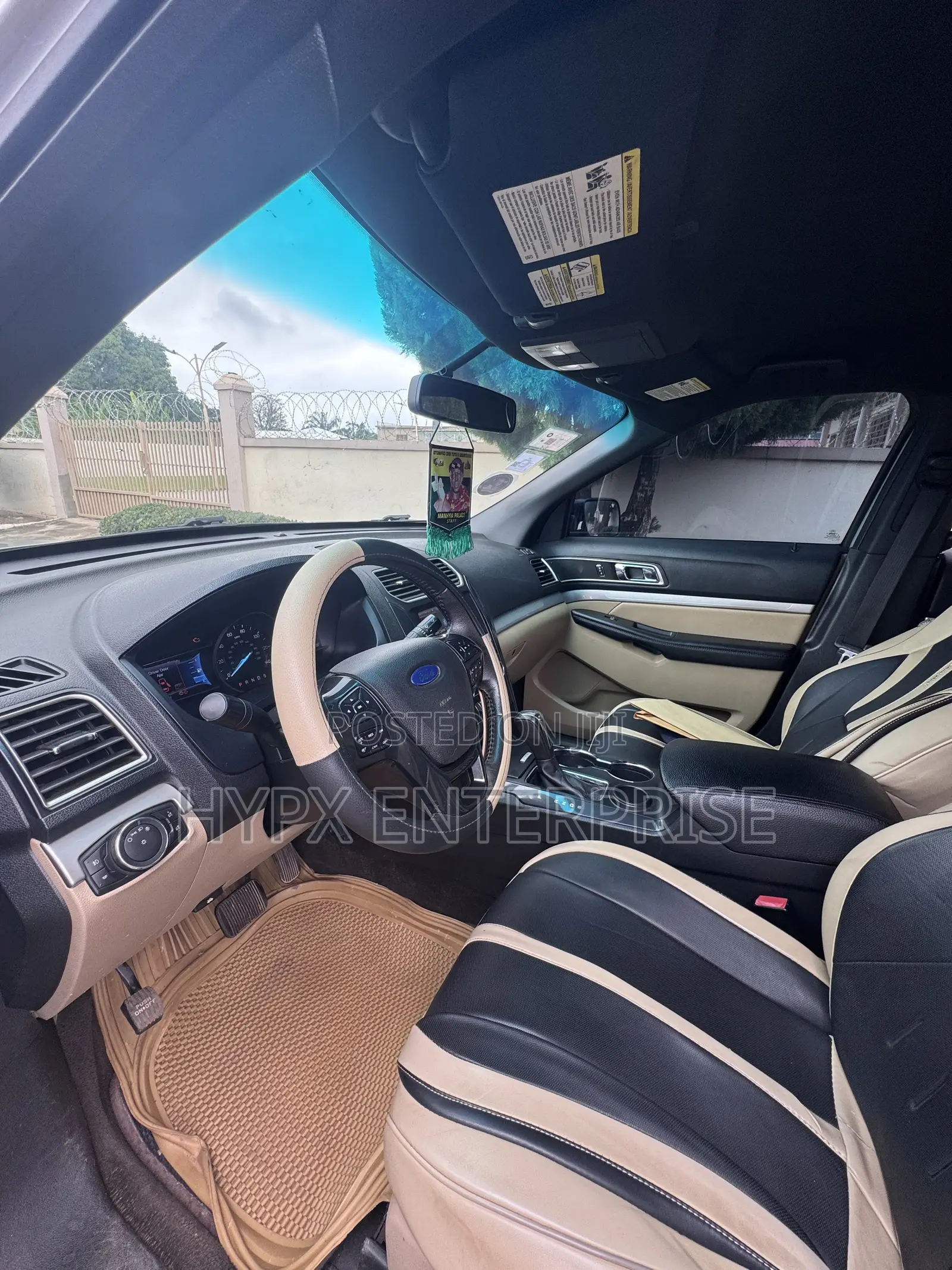 Ford Explorer 2016 Silver