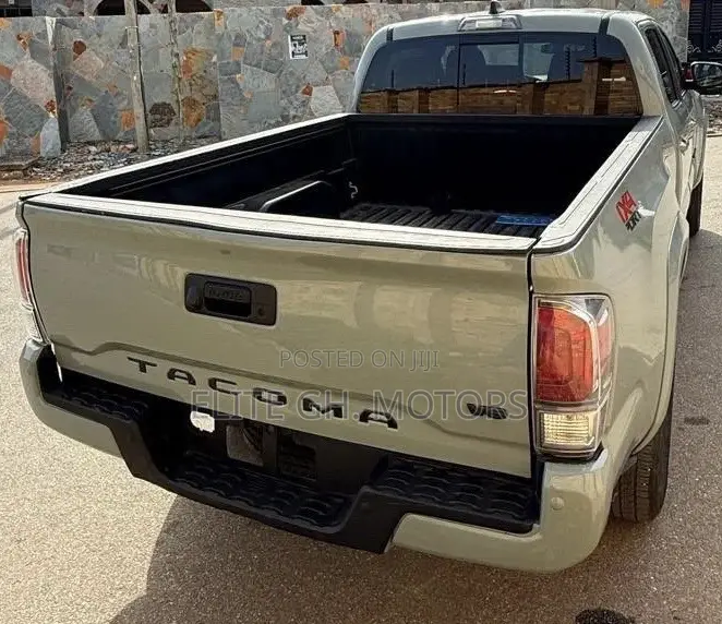 Toyota Tacoma TRD Sport Access Cab 6' Bed V6 AT 2023 Green