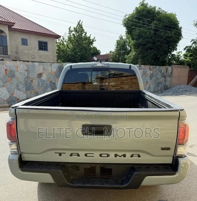 Toyota Tacoma TRD Sport Access Cab 6' Bed V6 AT 2023 Green