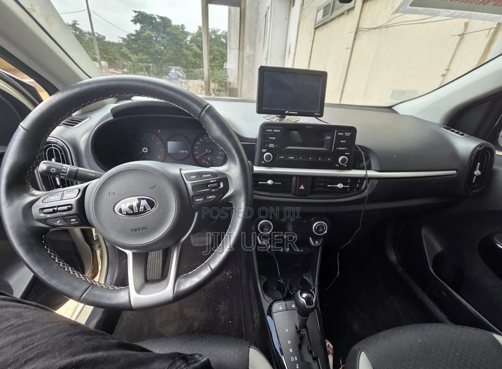 Kia Morning 2019 White