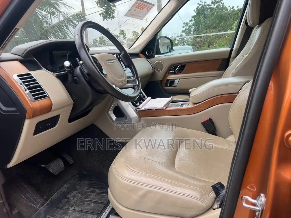 Land Rover Range Rover Vogue 2019 Orange
