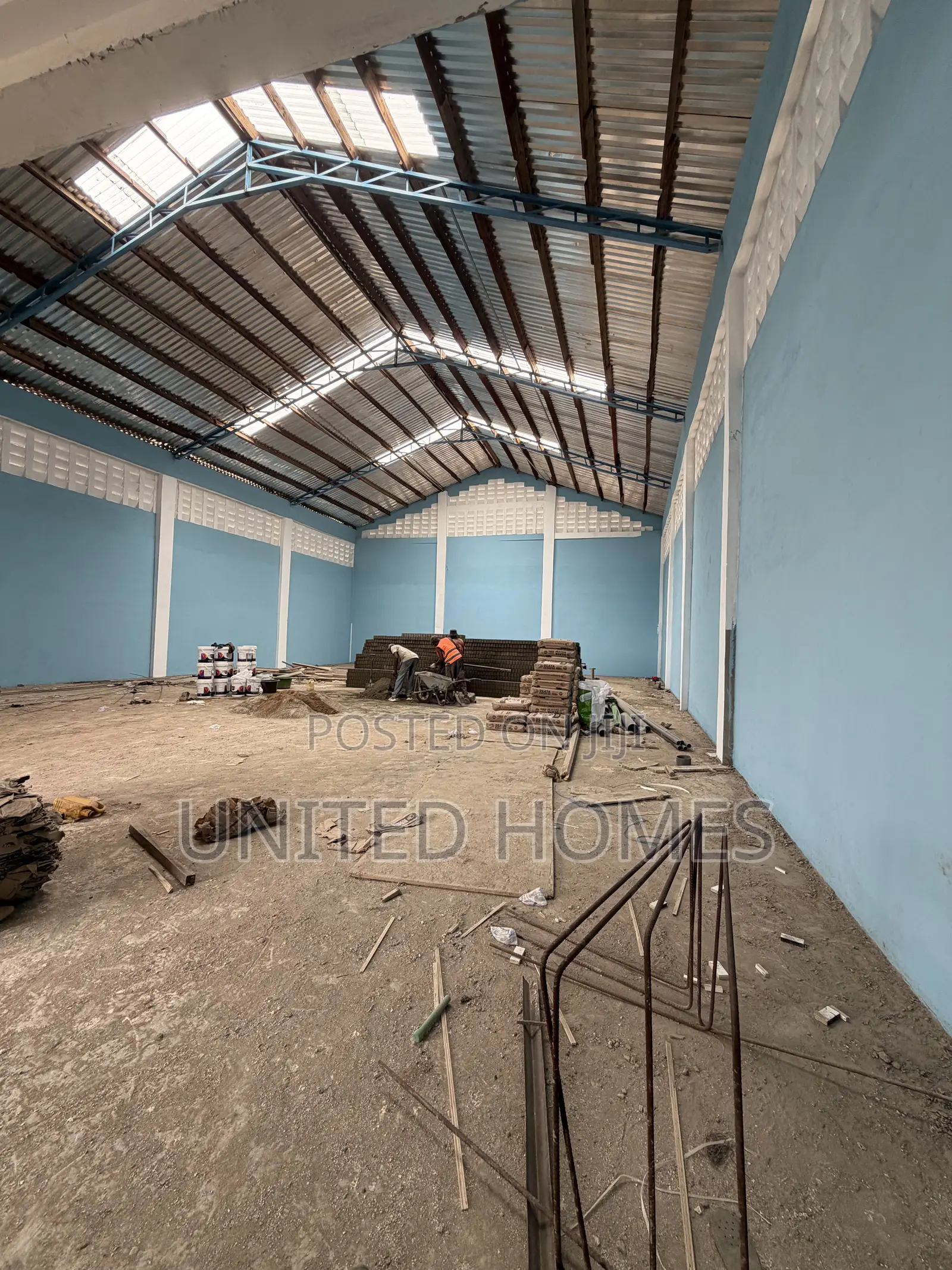 Newly Built Warehouse/ Apartment for Rent at Achimota