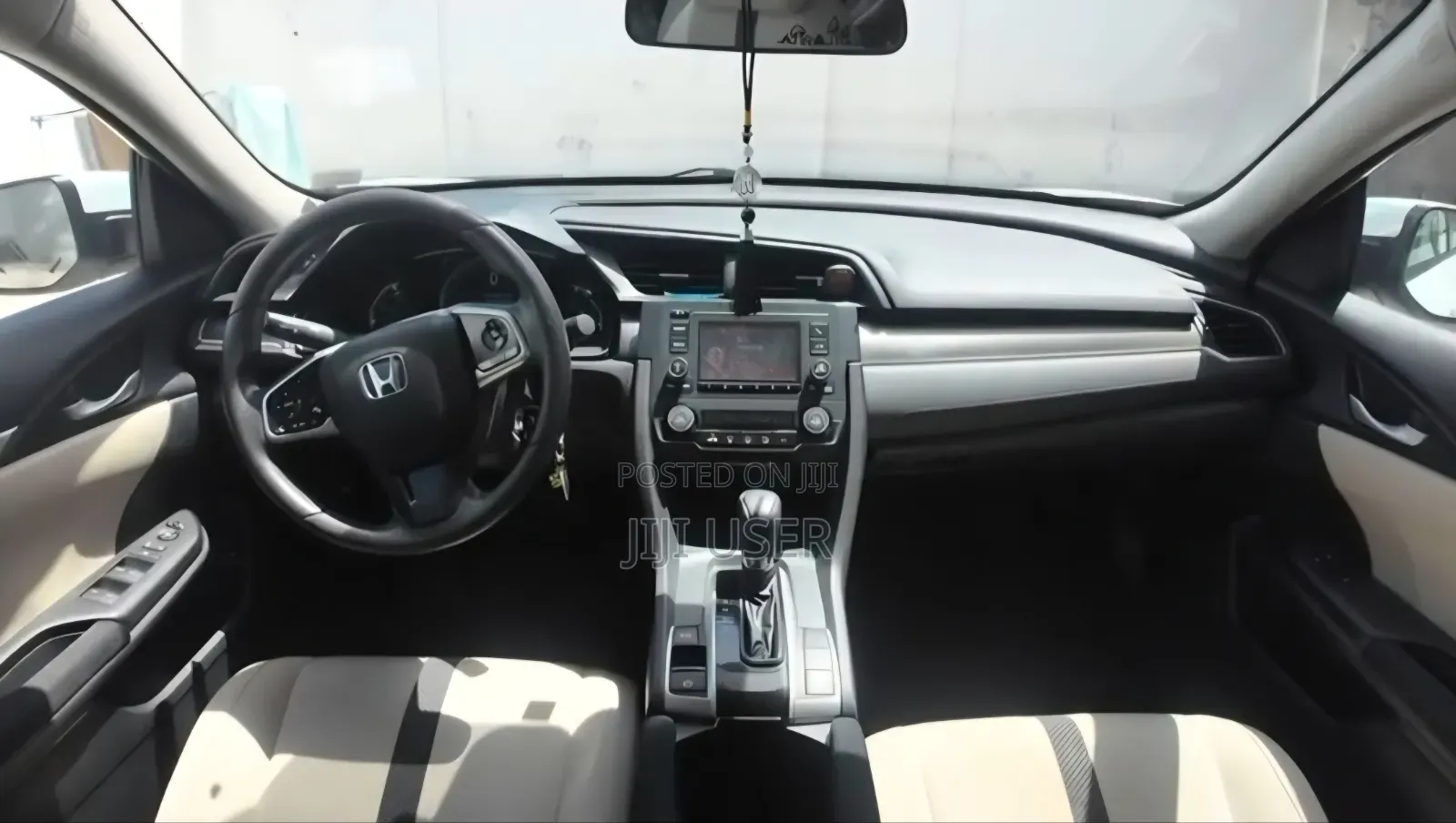 Honda Civic 2019 White