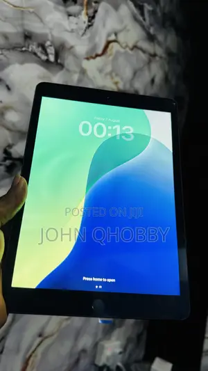 Apple iPad 10.2 (2019) 32 GB Gray