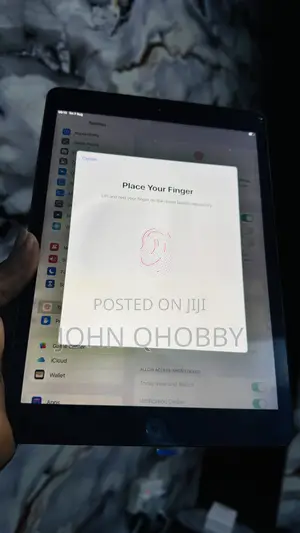 Apple iPad 10.2 (2019) 32 GB Gray