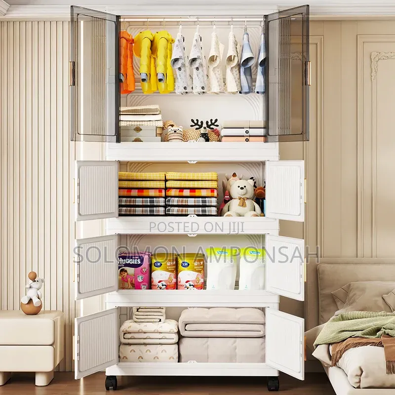 Wardrobe (Plastic)