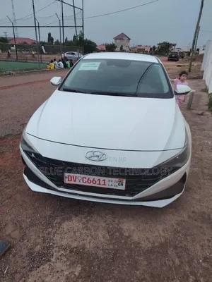 Hyundai Avante 2021 White