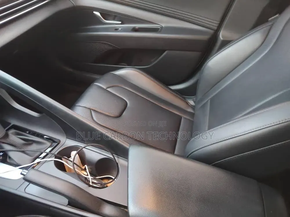 Hyundai Avante 2021 White