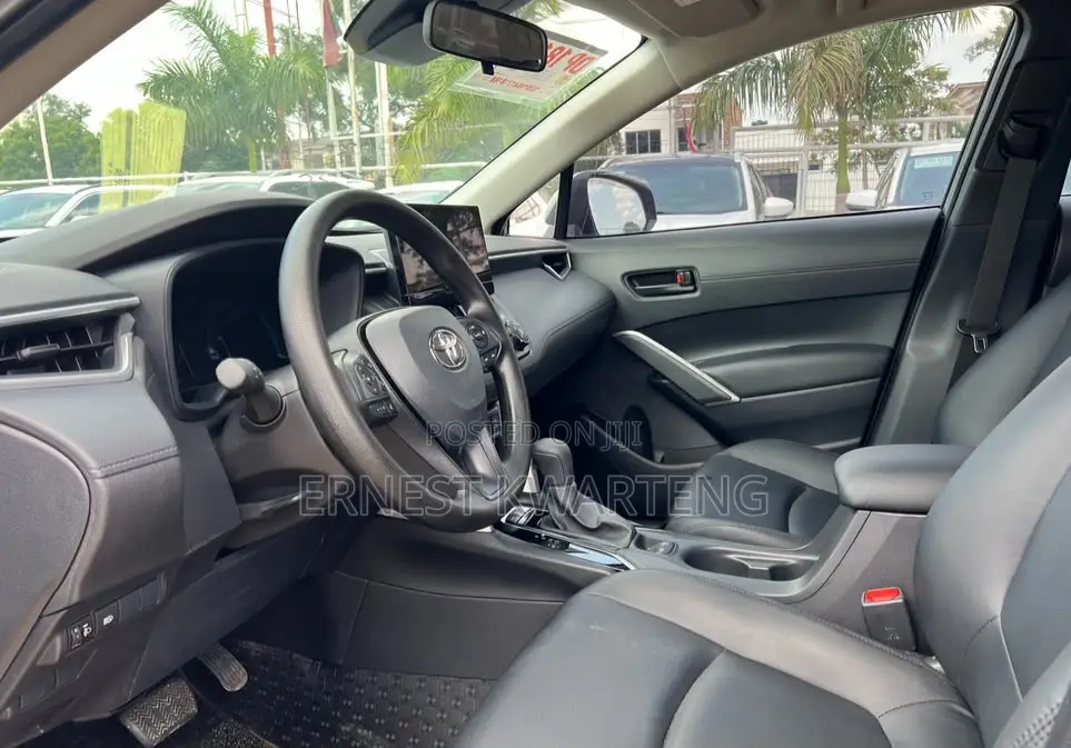 Toyota Corolla Cross 2024 Blue
