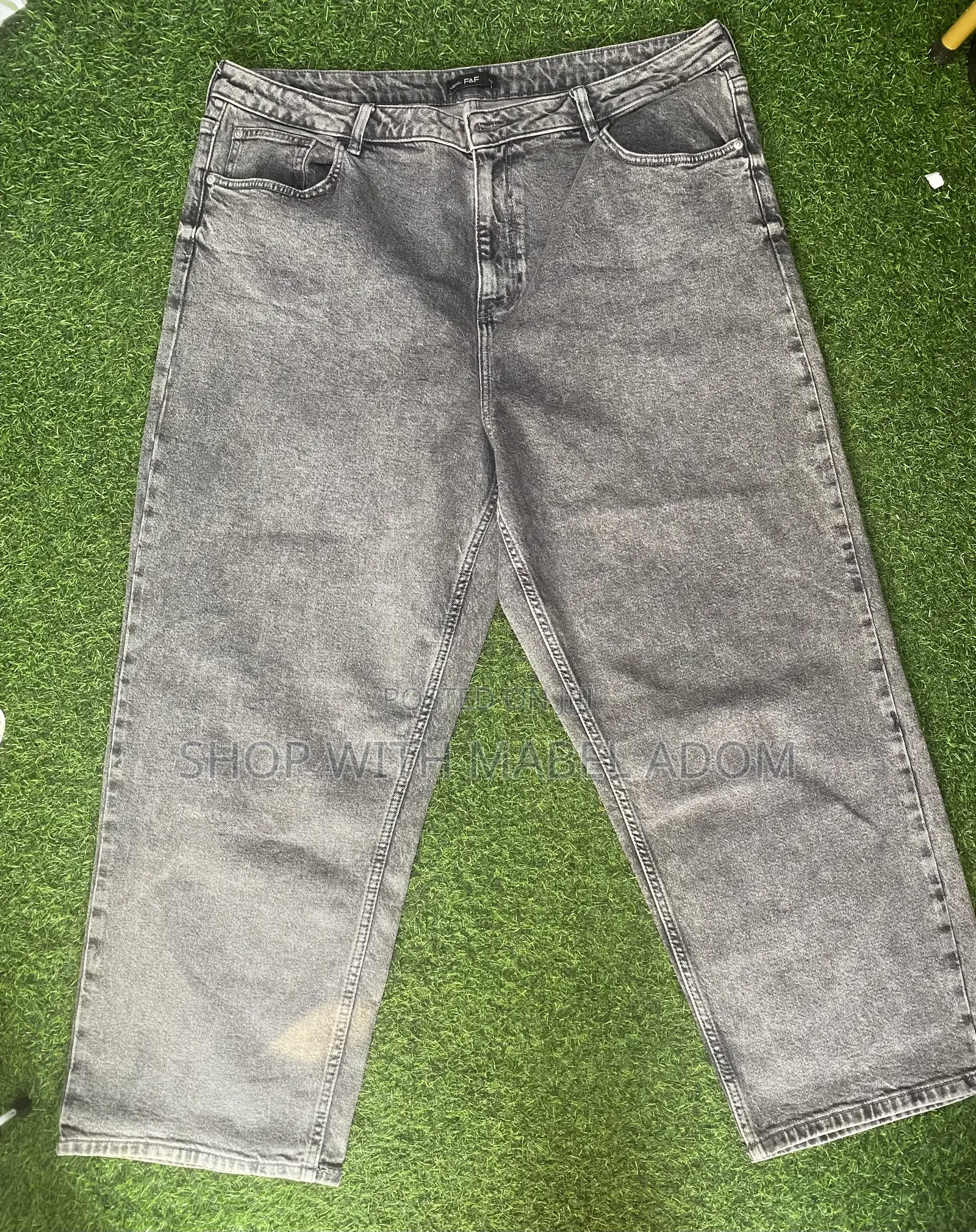 Wide Leg Baggy Jeans