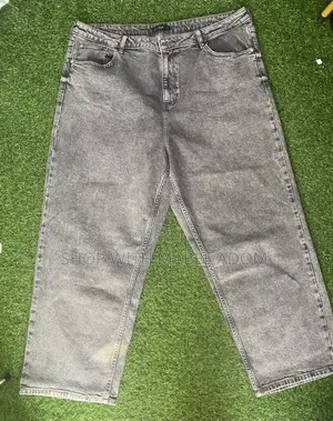 Wide Leg Baggy Jeans