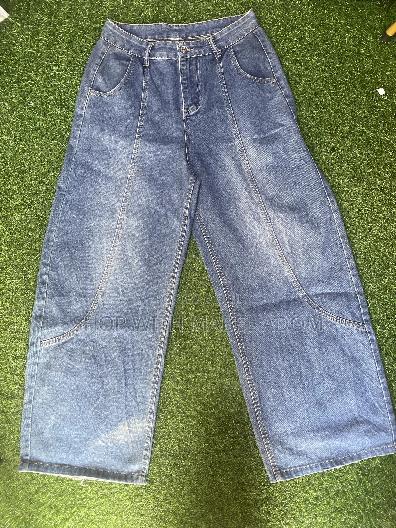 Wide Leg Baggy Jeans