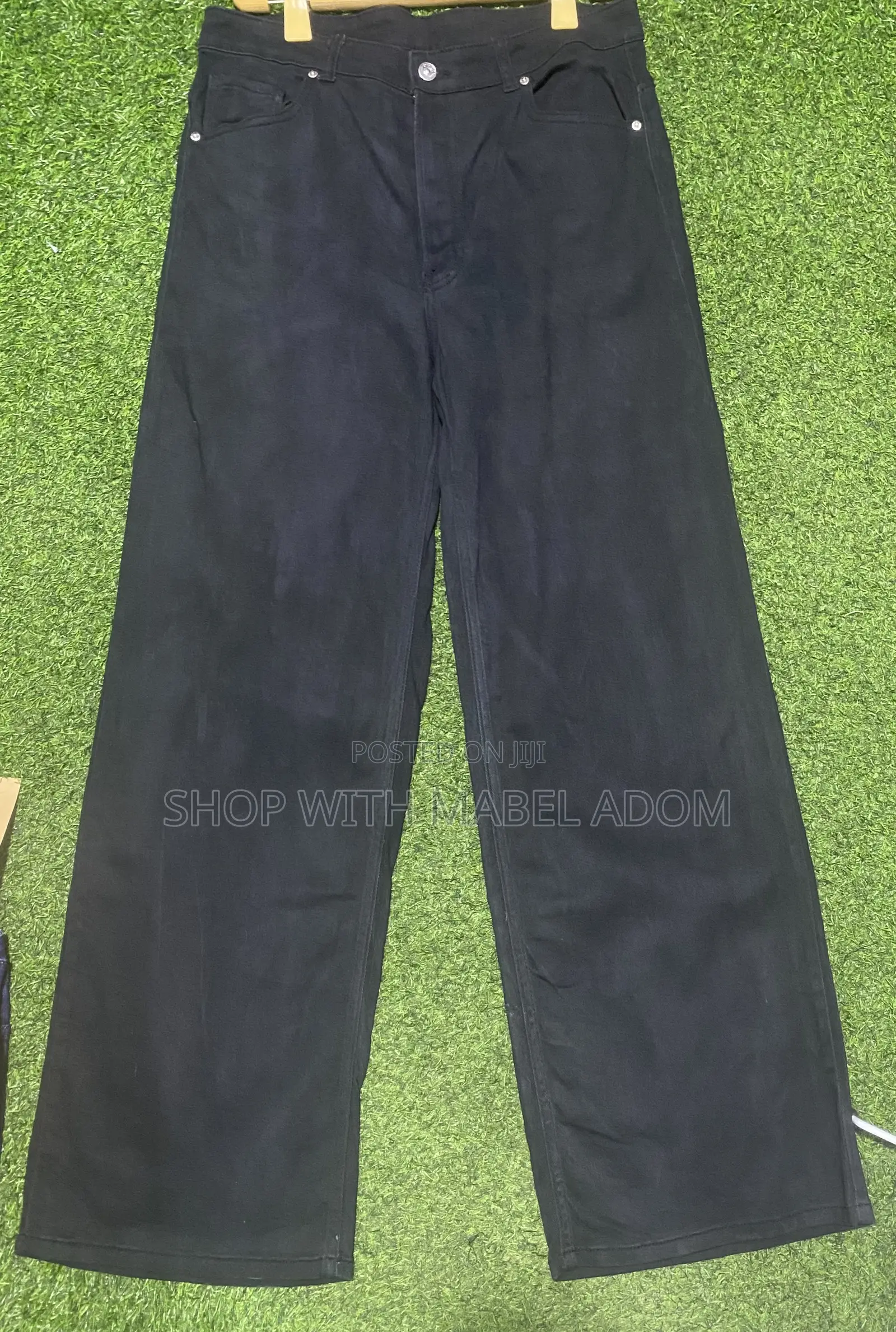 Wide Leg Baggy Jeans