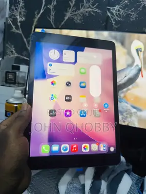 Apple iPad 10.2 (2020) 32 GB Black