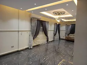 7bdrm Duplex in Ashaly Botwe, Accra Metropolitan for sale