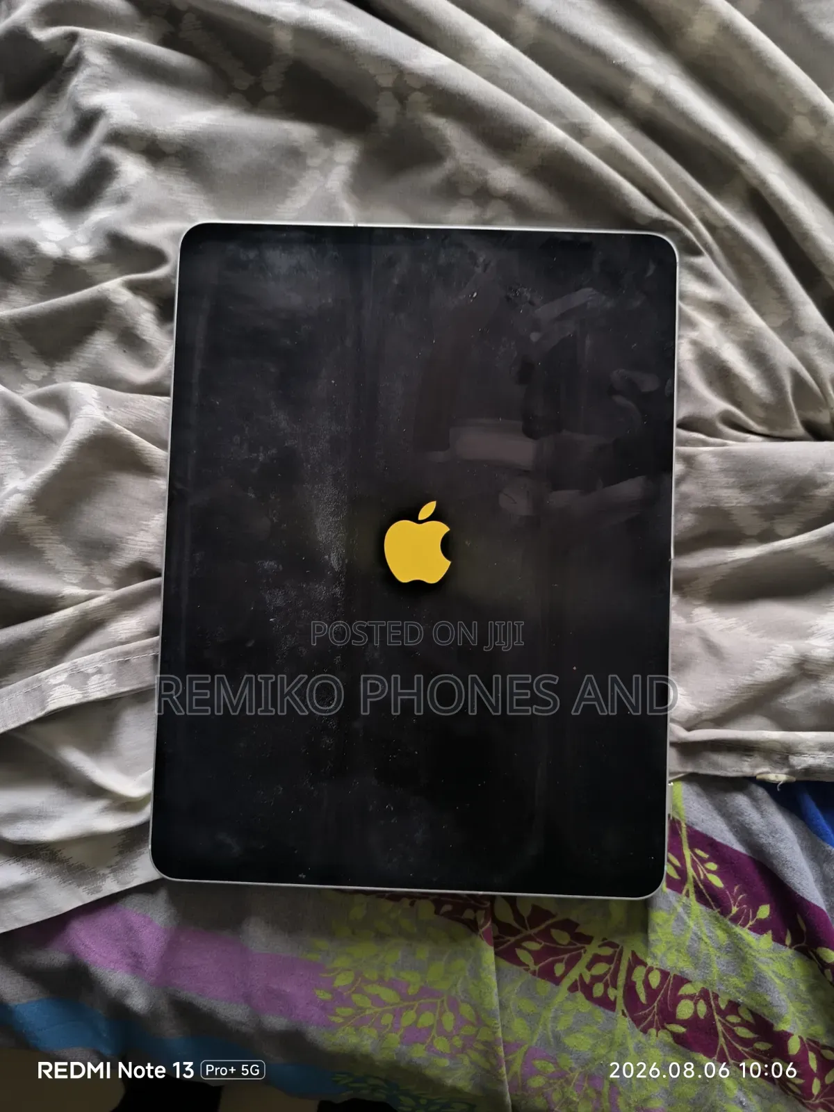 Apple iPad Pro 64 GB Gray