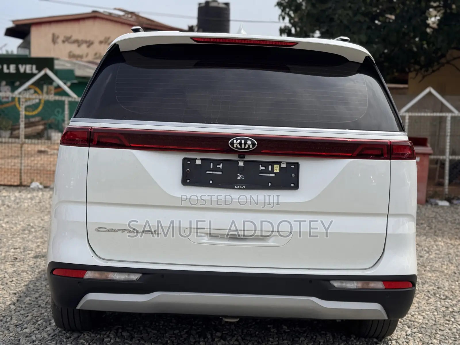 Kia Carnival 2022 White