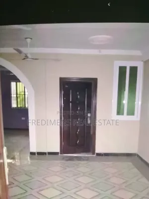 3bdrm Apartment in Fredimens Real, Afigya-Kwabre for rent