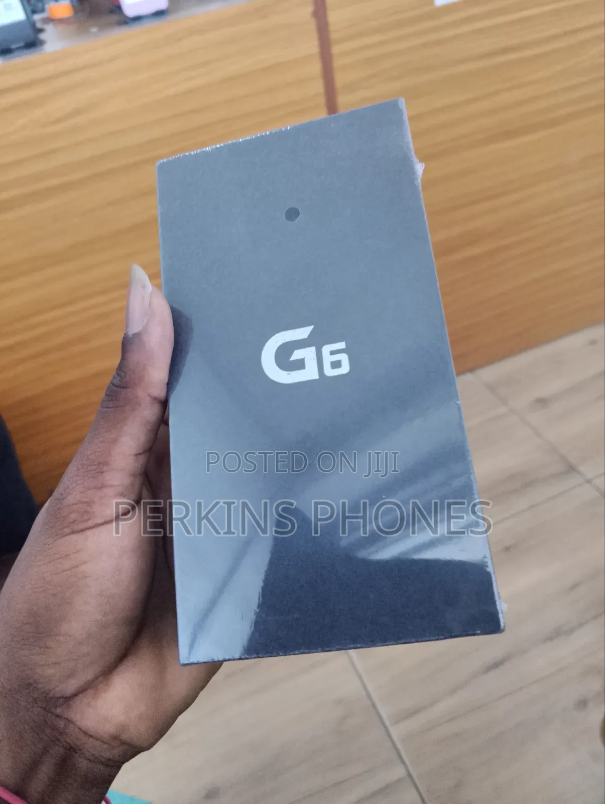 New LG G6 64 GB Black