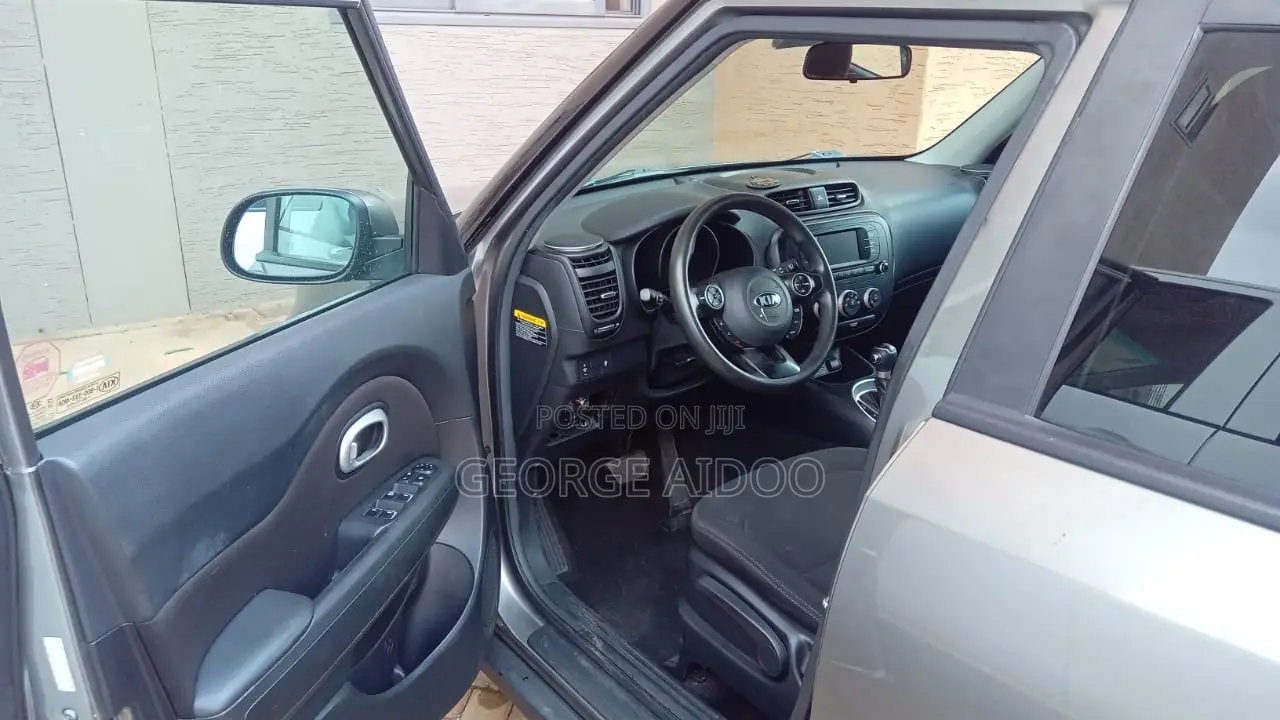 Kia Soul Hatchback 2017 Silver
