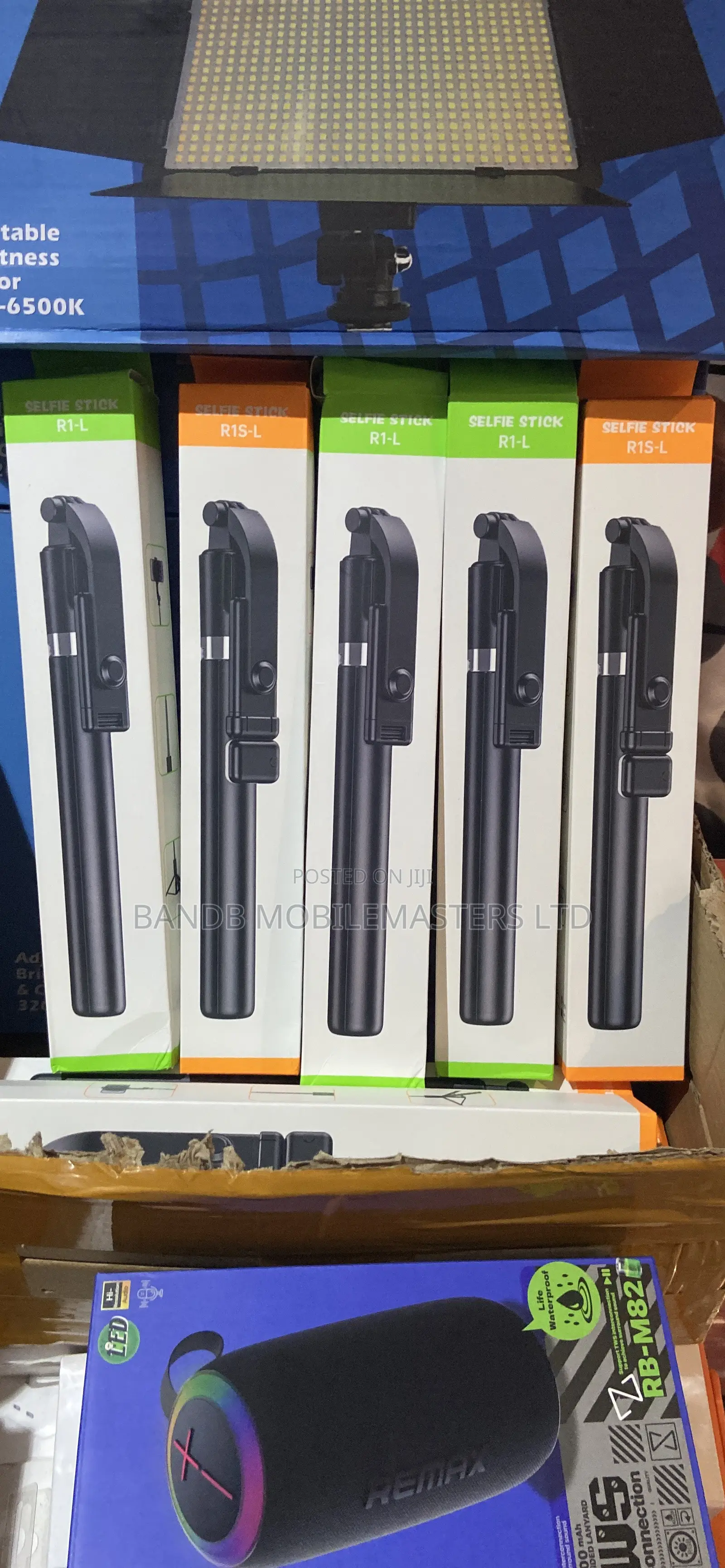 Selfie Stick Tripod With Fill Light Remote | Extendable Phone Stand