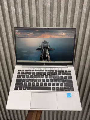 Laptop HP EliteBook 830 G8 8GB Intel Core i5 SSD 256GB