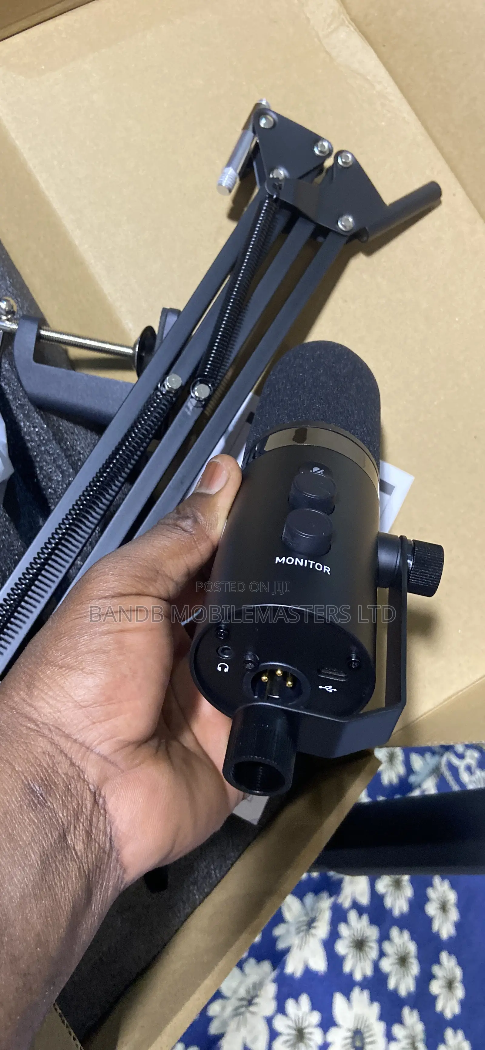 Professional Podcast Microphone Kit With Boom Arm Stand