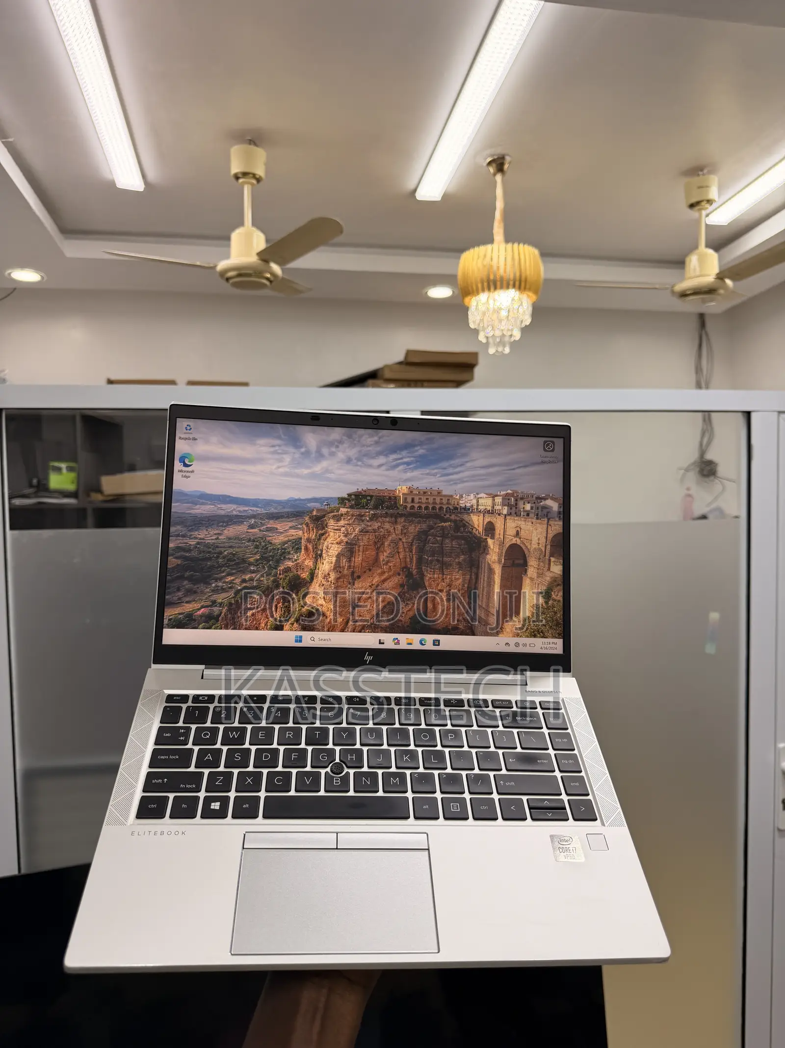 Laptop HP EliteBook 840 G7 16GB Intel Core i7 SSD 256GB