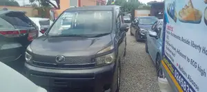 Toyota Voxy Z 2WD 8-Seater 2010 Gray