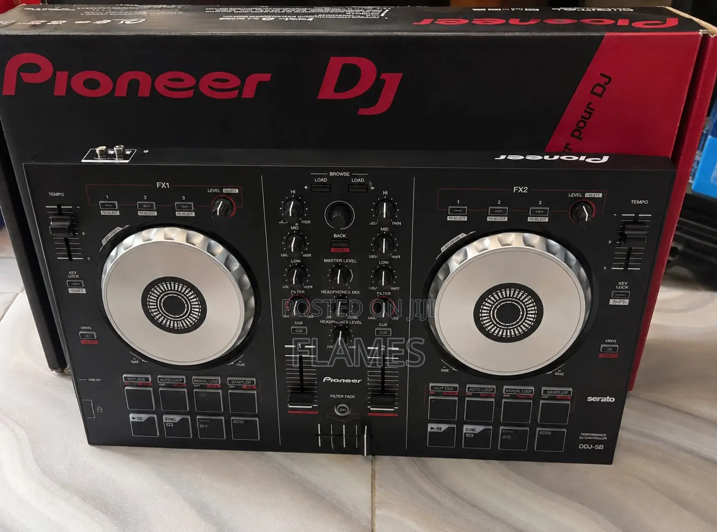 Pioneer DDJ SB2 Controller