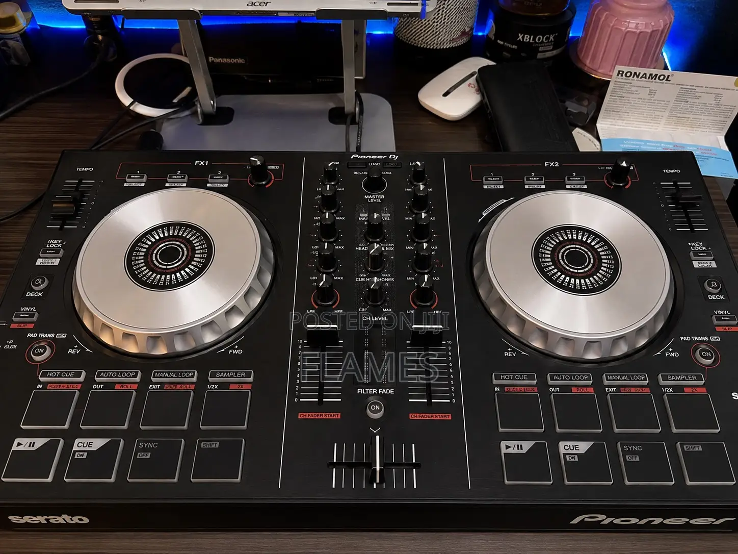 Pioneer DDJ SB2 Controller