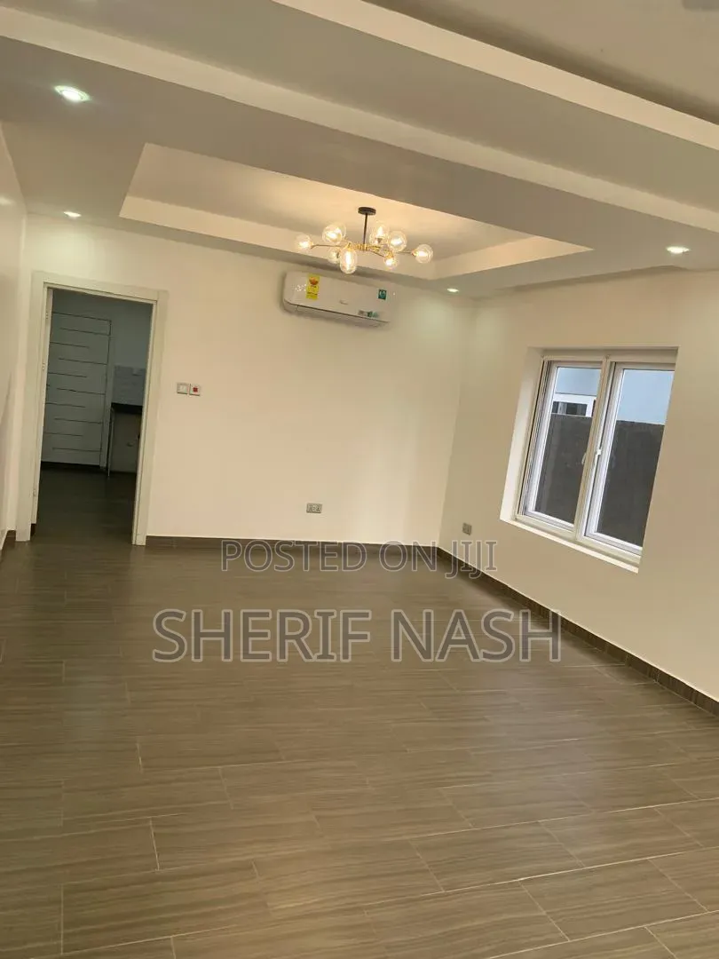 4bdrm Townhouse / Terrace in Oyarifa, Accra Metropolitan for rent