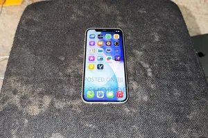 Apple iPhone 12 64 GB White