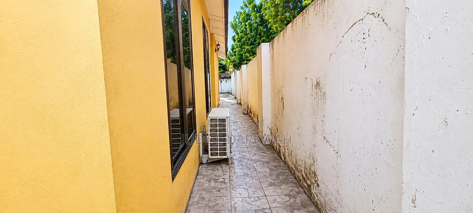 6bdrm House in Emefs Hillview, Community 25 for sale