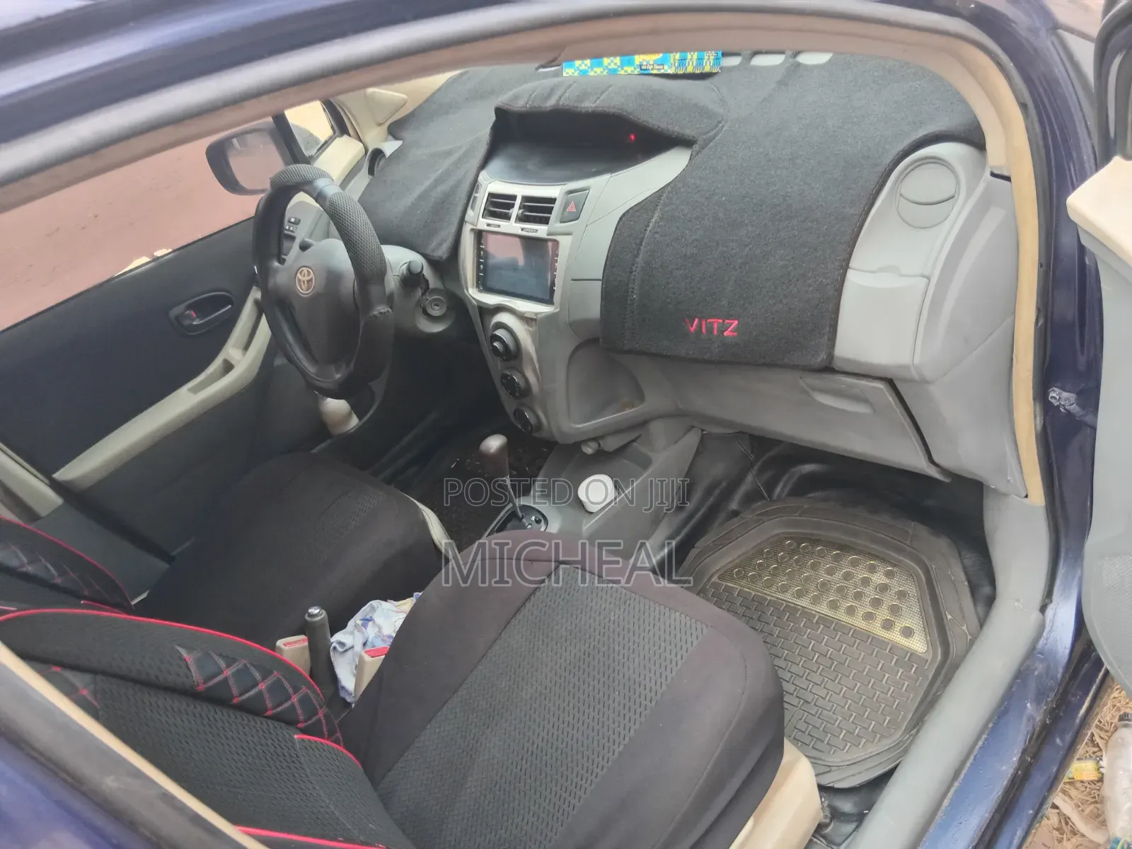 Toyota Vitz 2010 Blue