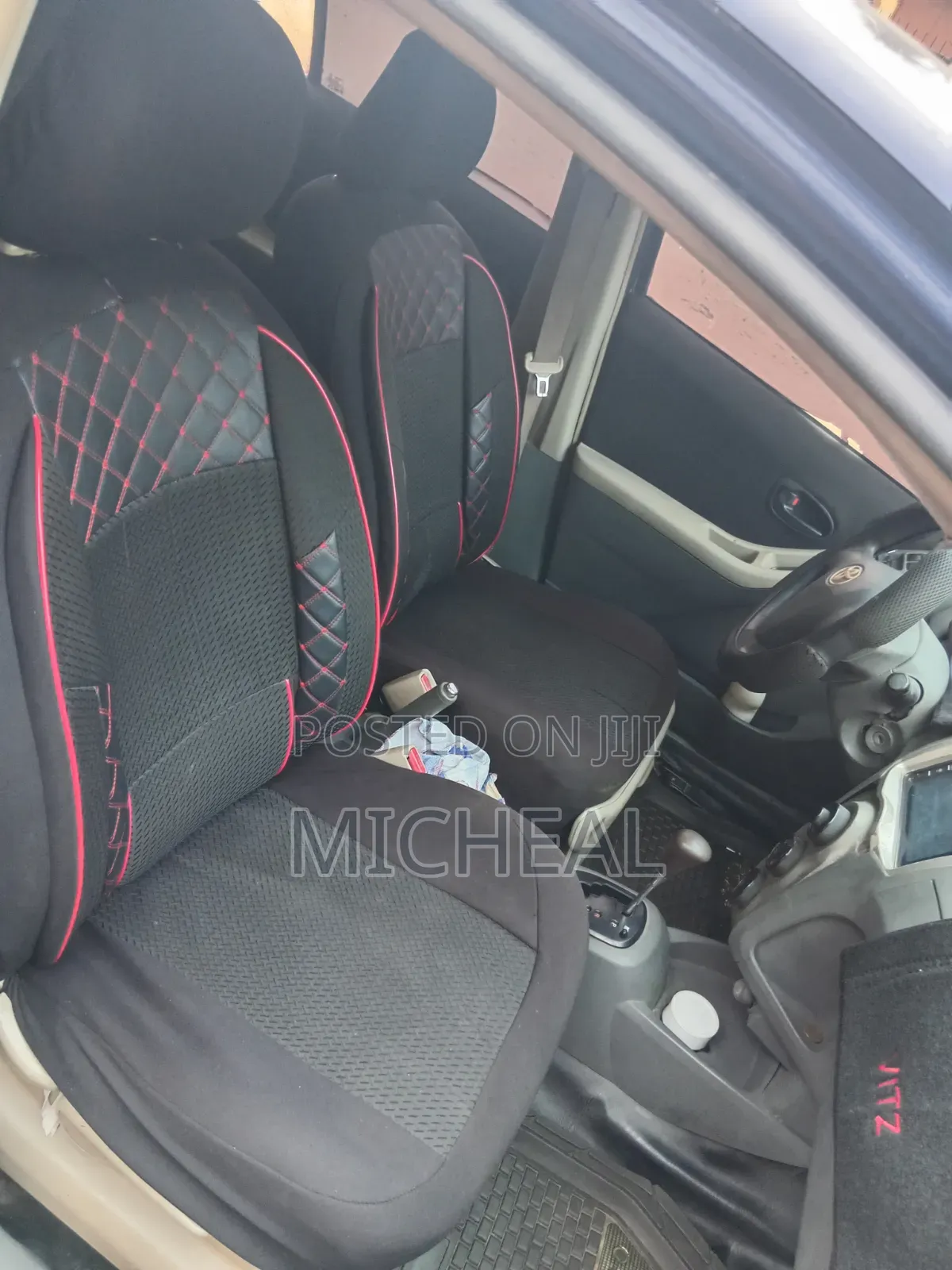 Toyota Vitz 2010 Blue