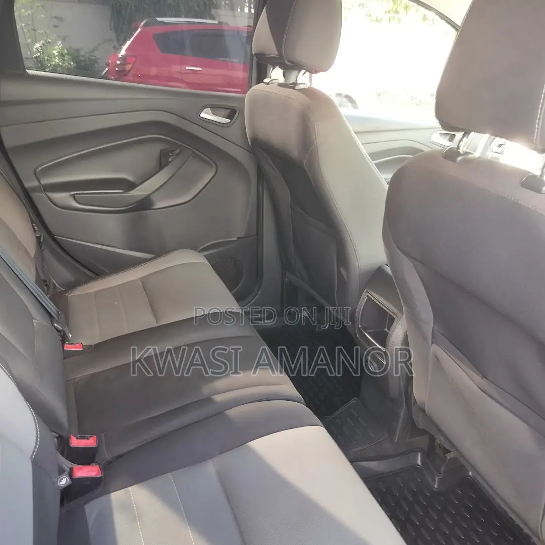Ford Escape SE 4dr SUV (1.6L 4cyl Turbo 6A) 2014 Black