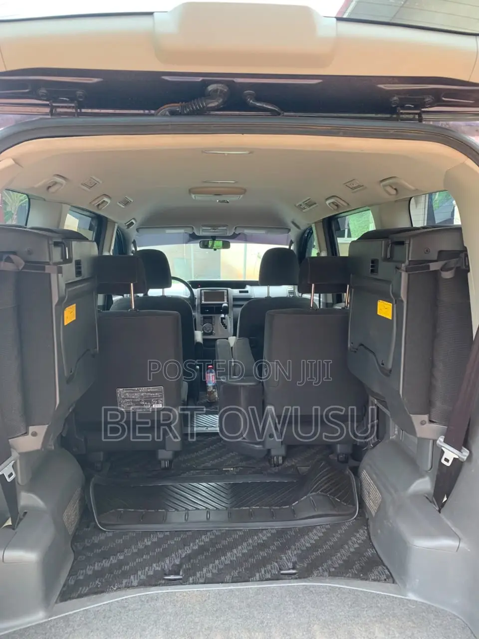 Toyota Voxy 2012 Blue