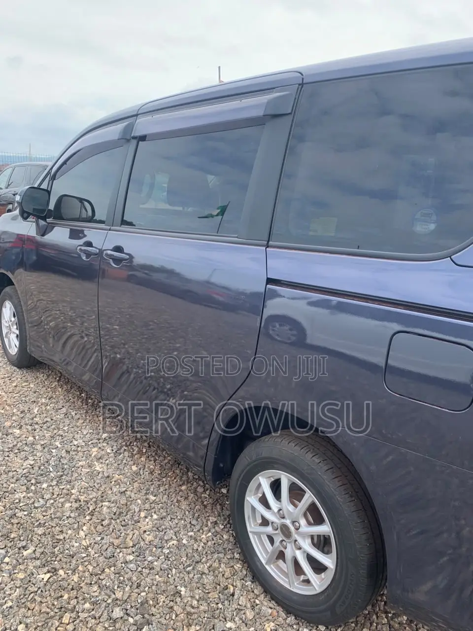 Toyota Voxy 2012 Blue