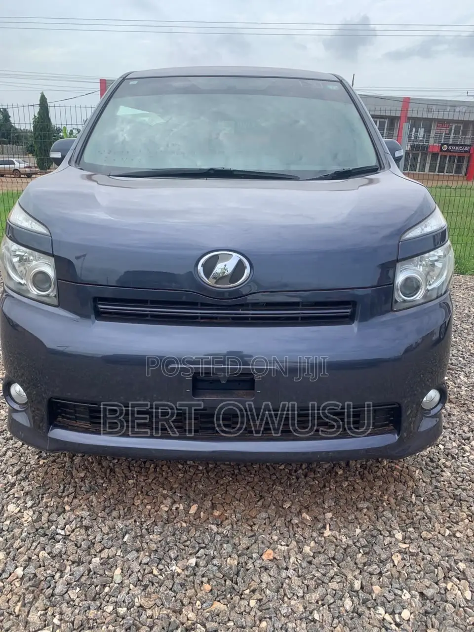 Toyota Voxy 2012 Blue