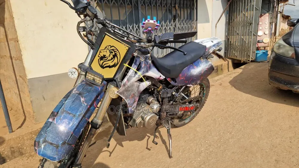 Kawasaki KLX 250 2023