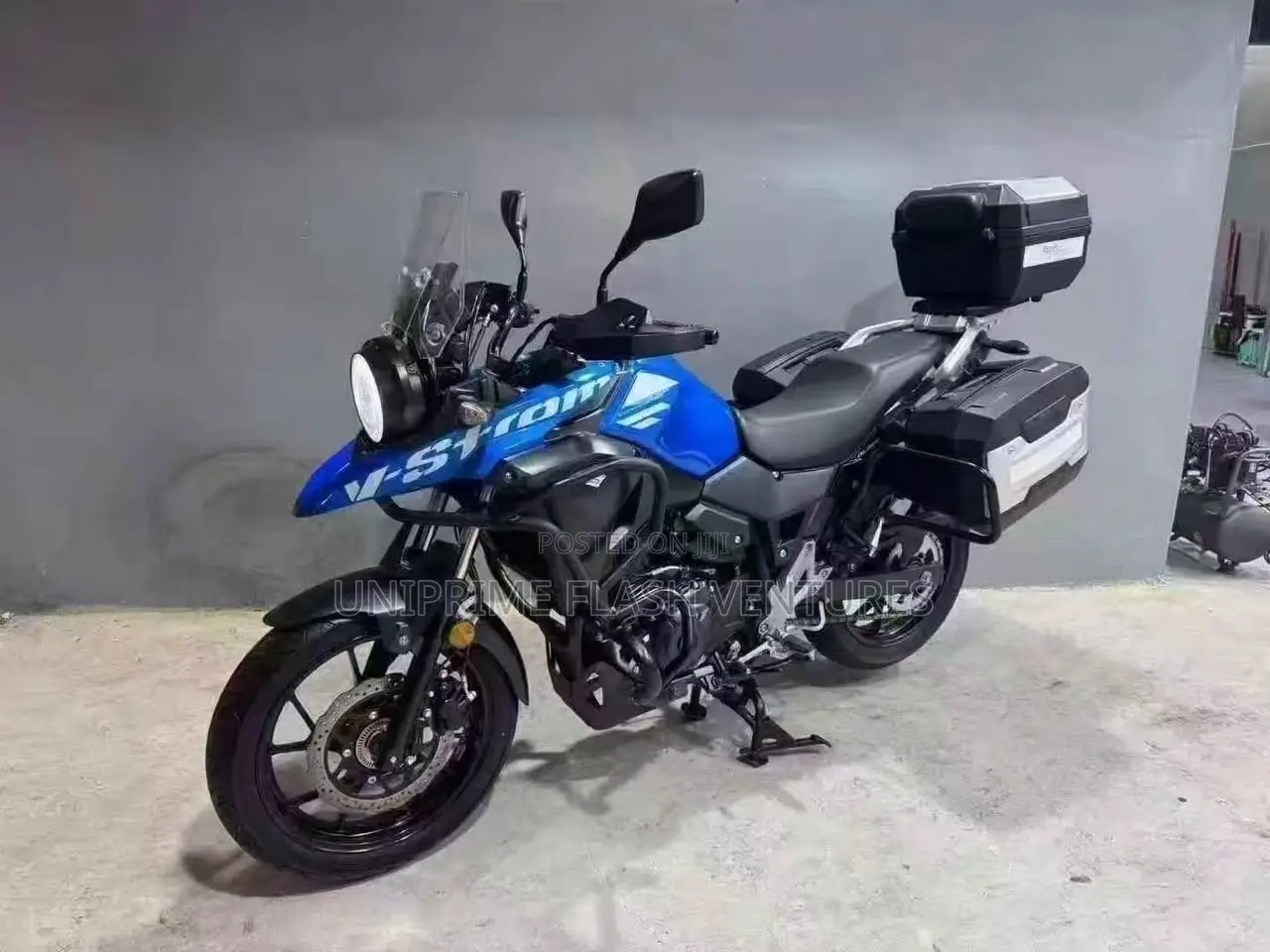 Suzuki V-Strom 2023 Blue