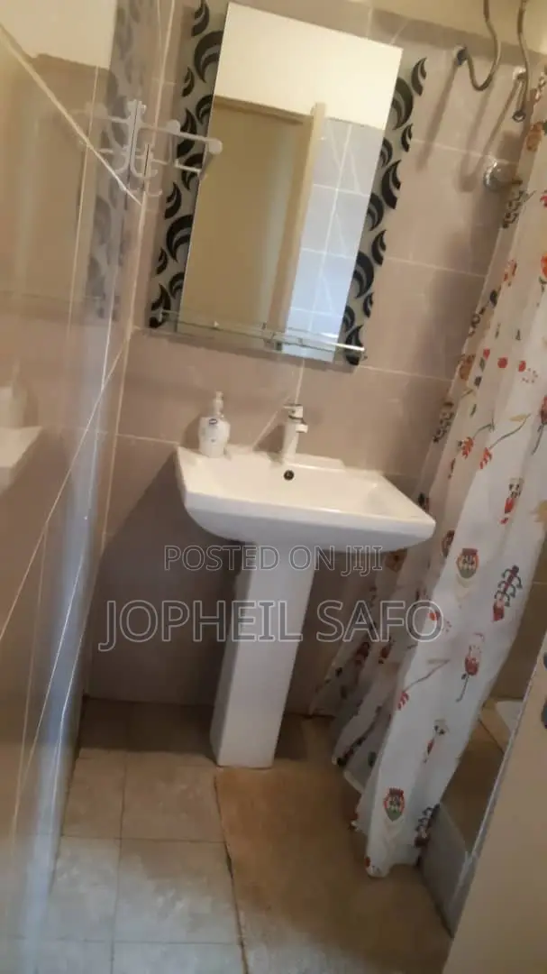 Furnished 2bdrm House in Parakuo, Regimanuel Gray Estates for rent
