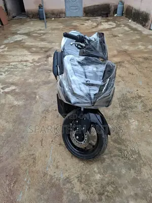 New Yamaha 2026 Black