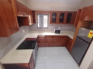 Furnished 3bdrm Townhouse/Terrace in Hfc Batsoona, Baatsona Total