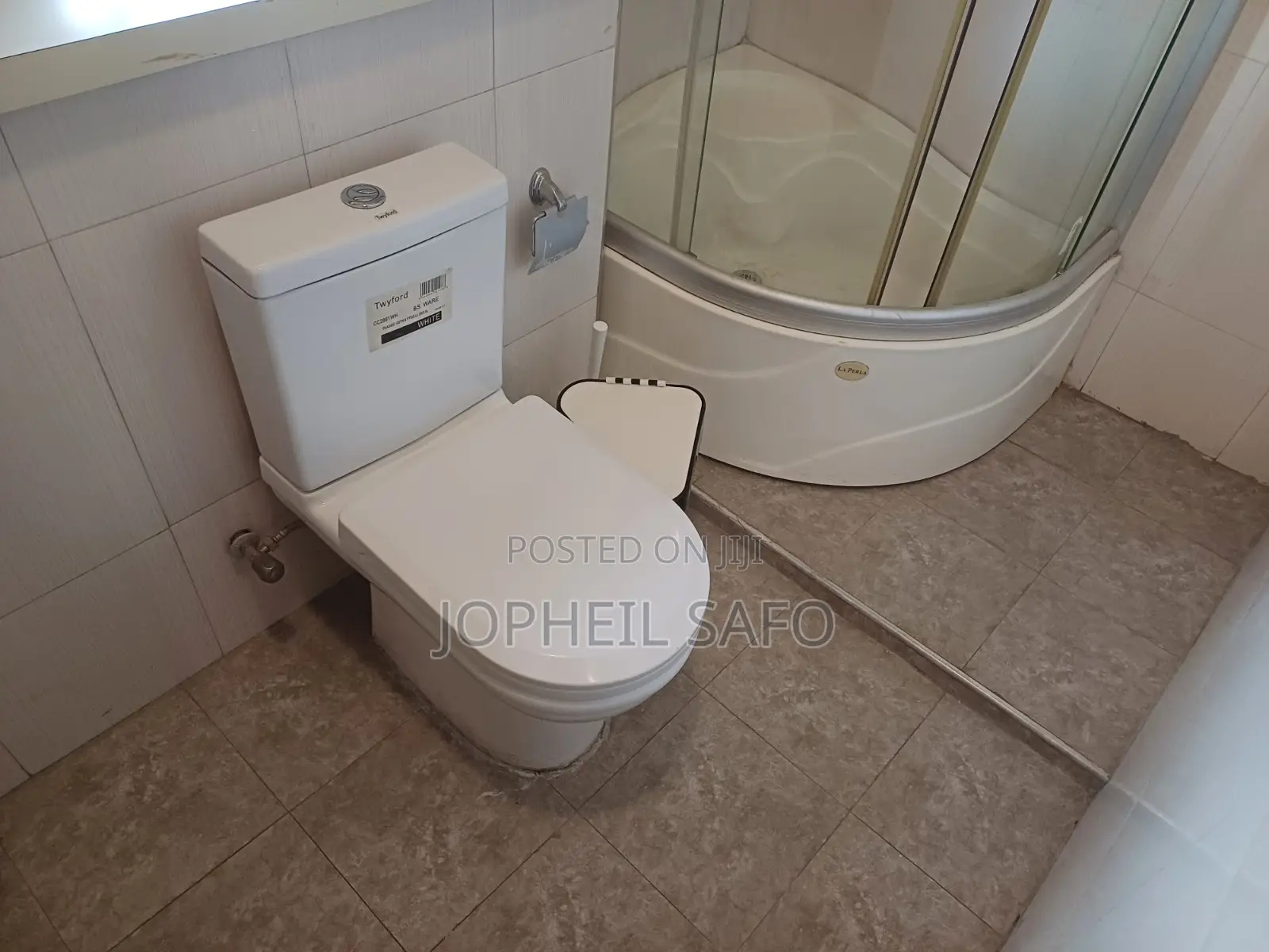 Furnished 3bdrm Townhouse/Terrace in Hfc Batsoona, Baatsona Total