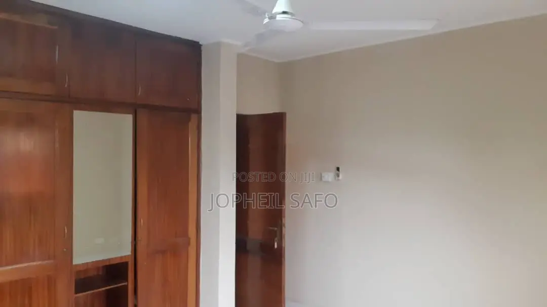 Furnished 3bdrm Townhouse/Terrace in Hfc Batsoona, Baatsona Total